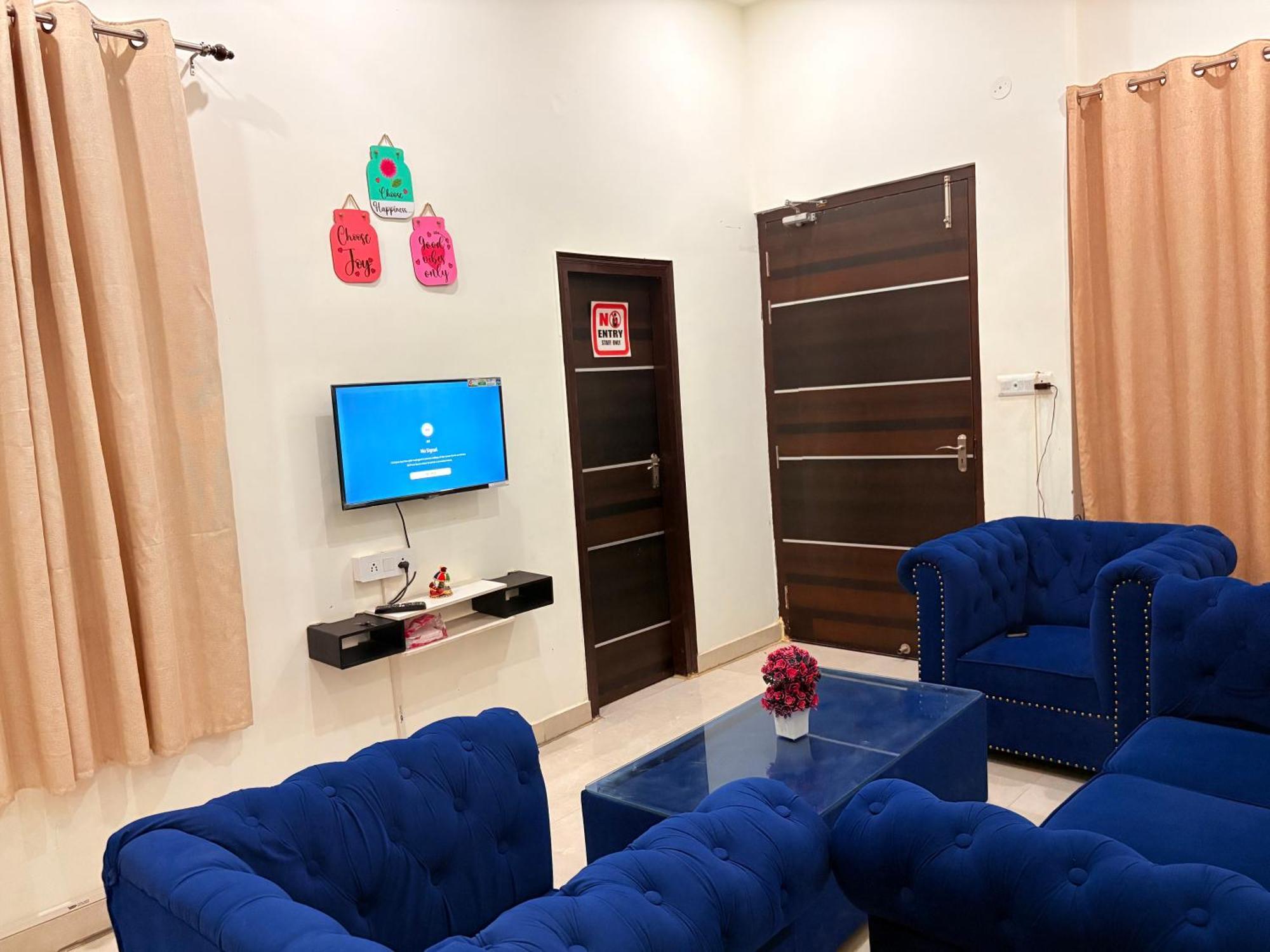 Atulyam Stays Sushant Golf City 勒克瑙 外观 照片