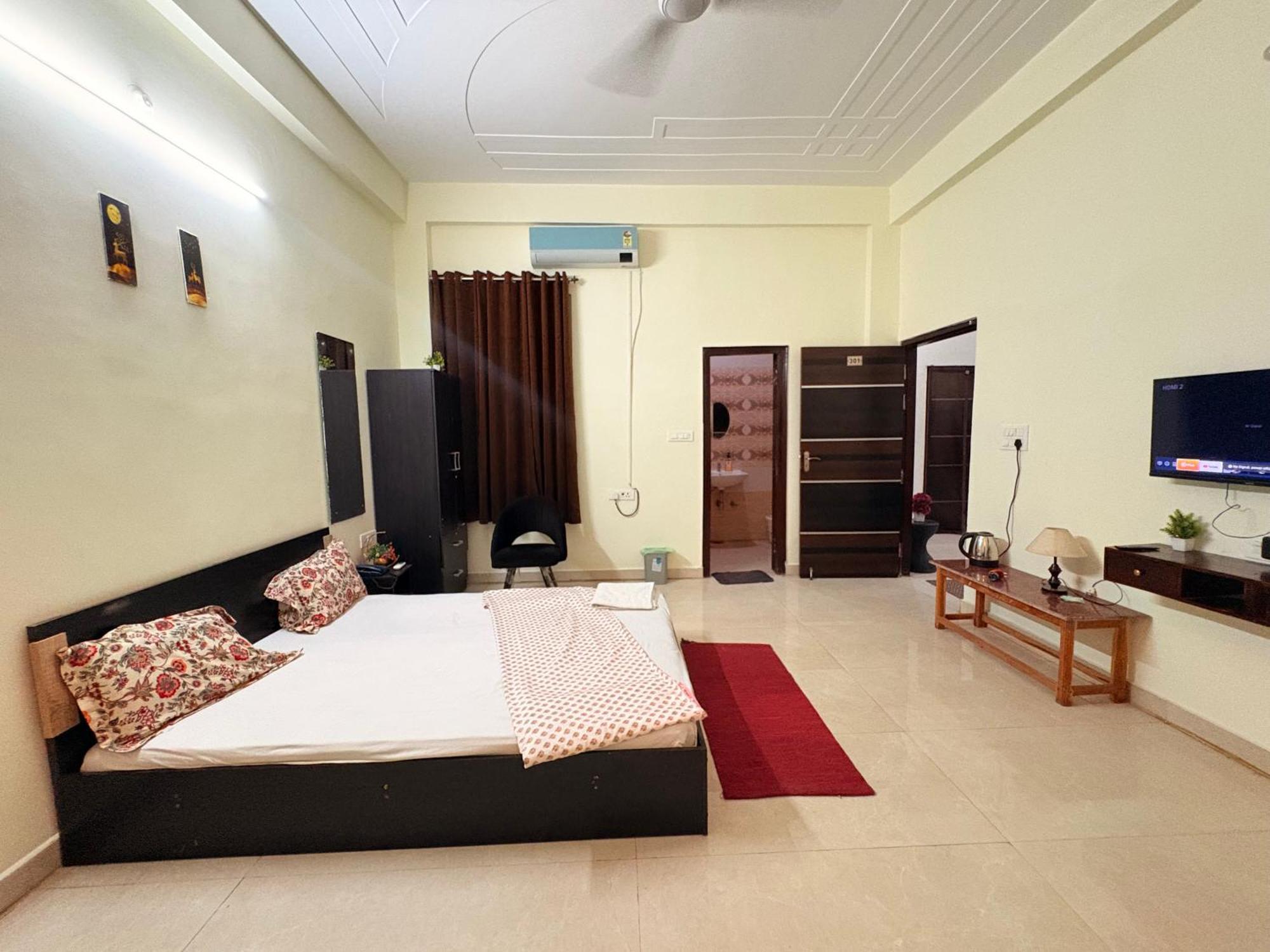 Atulyam Stays Sushant Golf City 勒克瑙 外观 照片